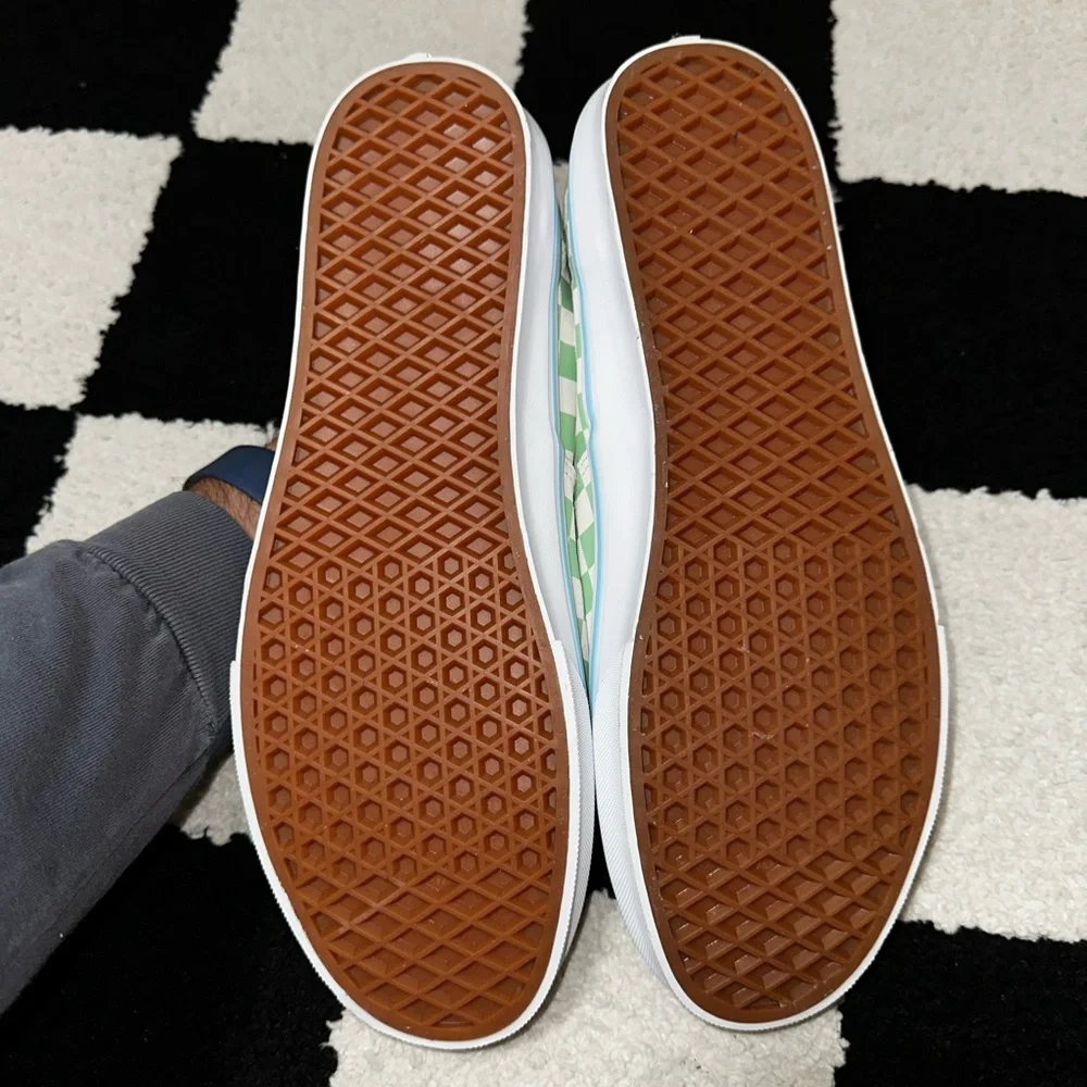 Vans Authentic Pistachio Checkered Shoes Size 11.5 - Picture 2 of 5